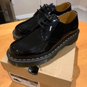 Women’s Platform Dr Martens Oxfords (S7) - Shiny Leather